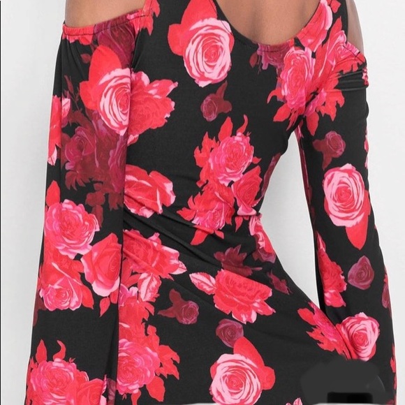 Dress - Picture 4 of 7